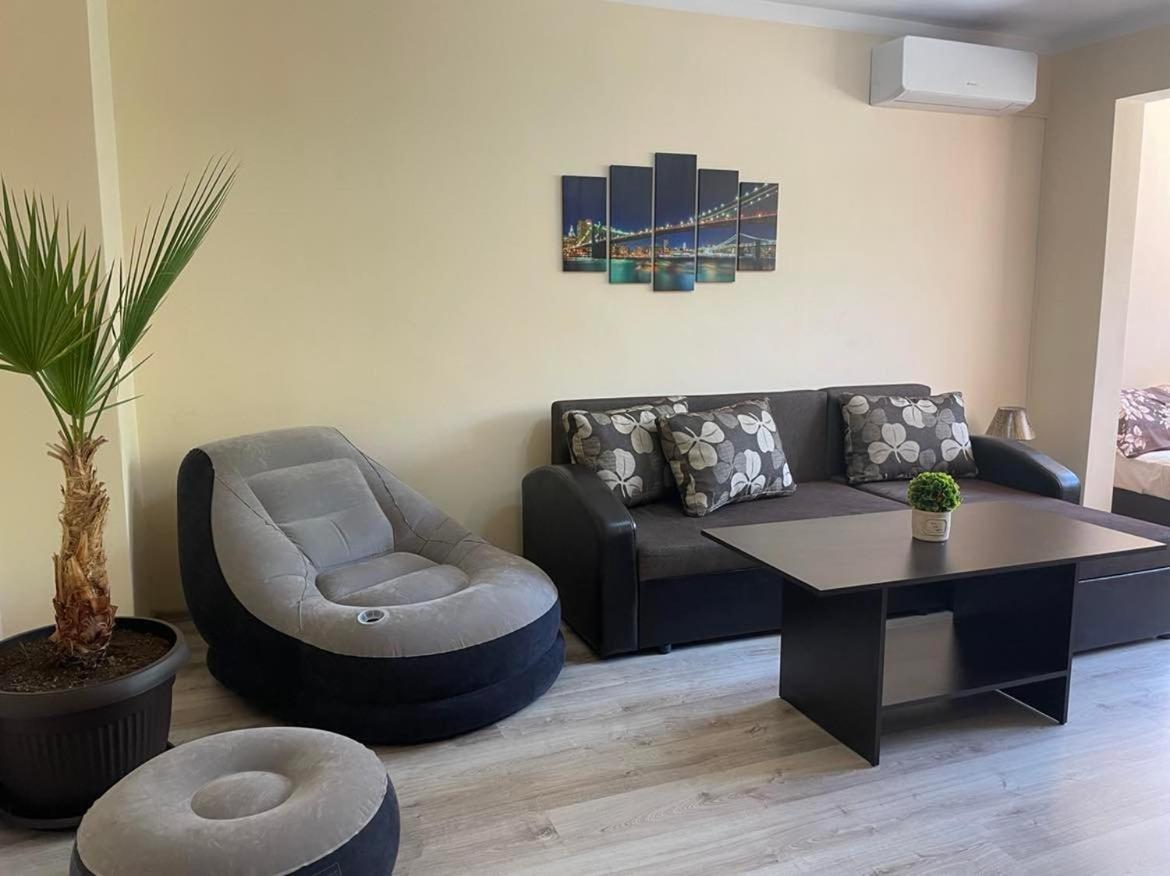 Apartament Emaia Apartment เดวิน ภายนอก รูปภาพ